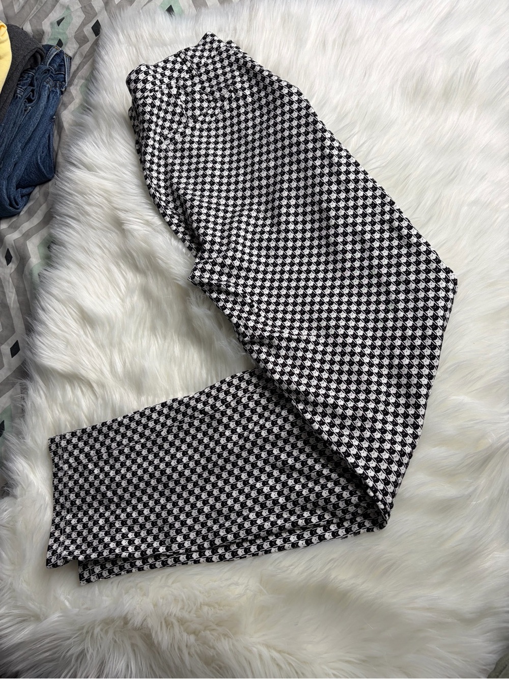 Betabrand Black and White Cat Print Dress Pants Size Large Long